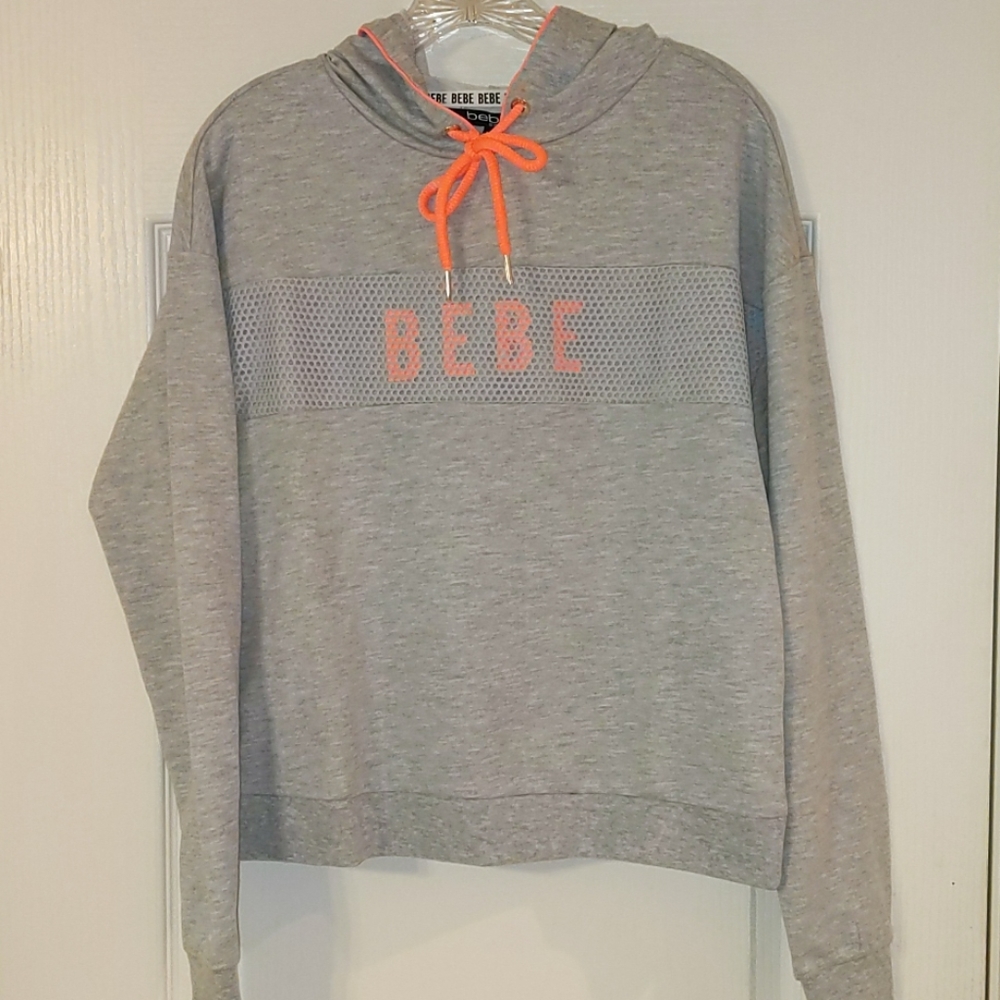 NWT!! BEBE SPORT TOP NWT!!! Size M